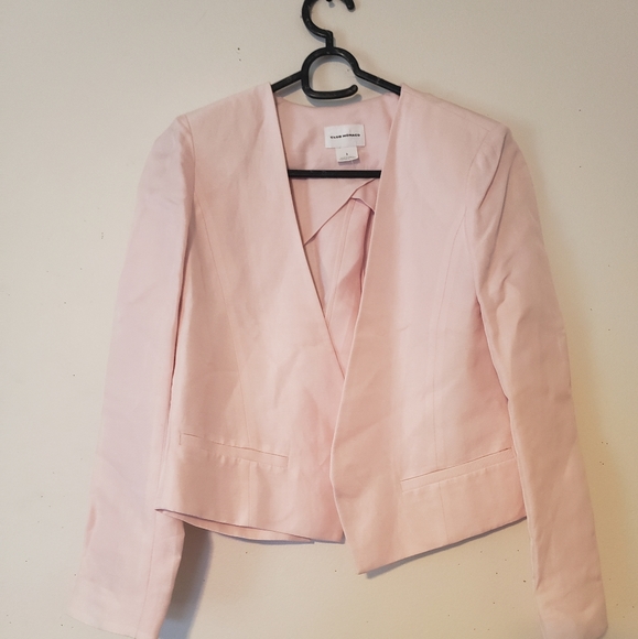 Club Monaco Open Back Cropped Blazer - Picture 10 of 10
